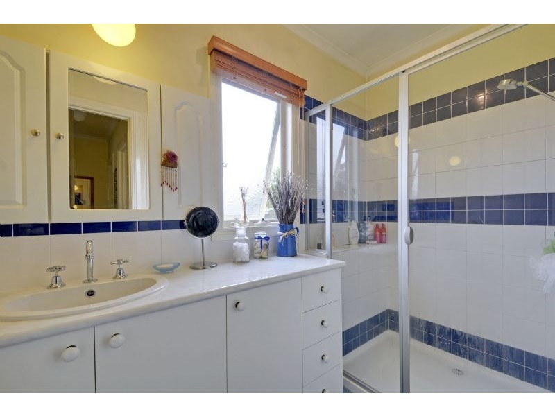 13 Albert Street, Rosedale VIC 3847