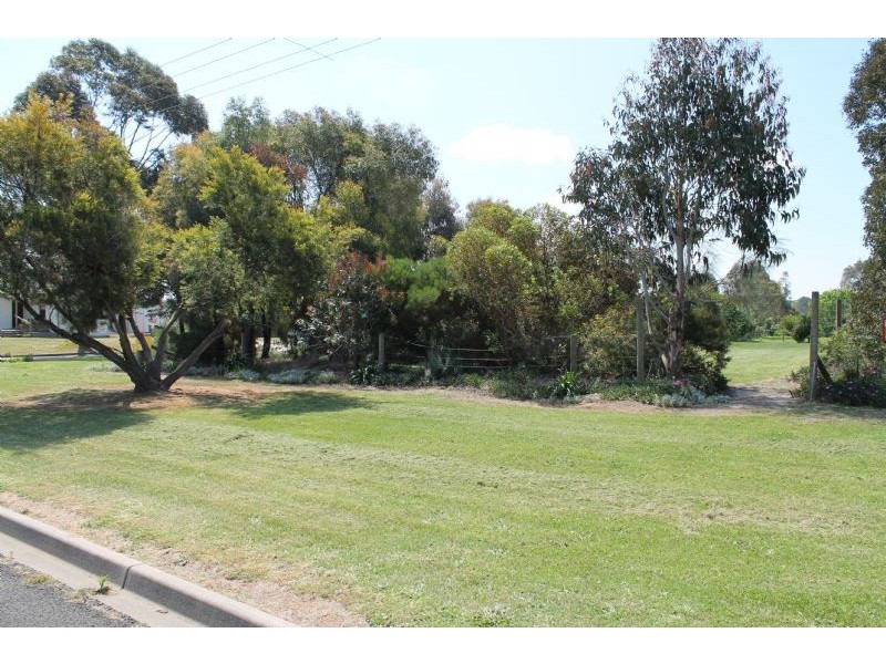 16 King Street, Rosedale VIC 3847