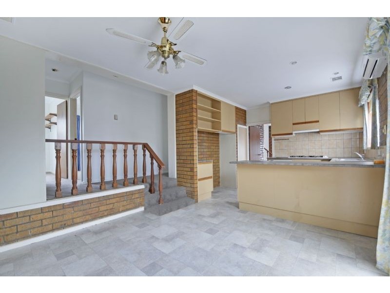 10 Dawn Grove, Traralgon VIC 3844