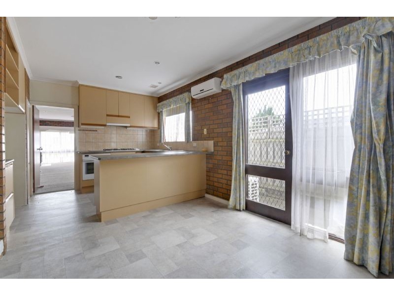 10 Dawn Grove, Traralgon VIC 3844