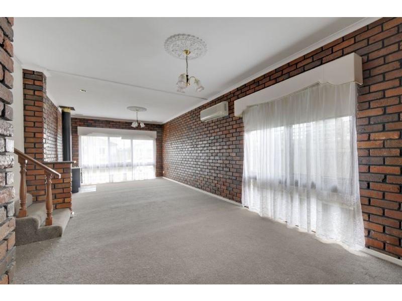 10 Dawn Grove, Traralgon VIC 3844