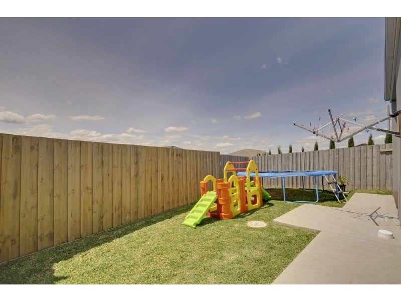 23B Dunsmuir Grove, Traralgon VIC 3844