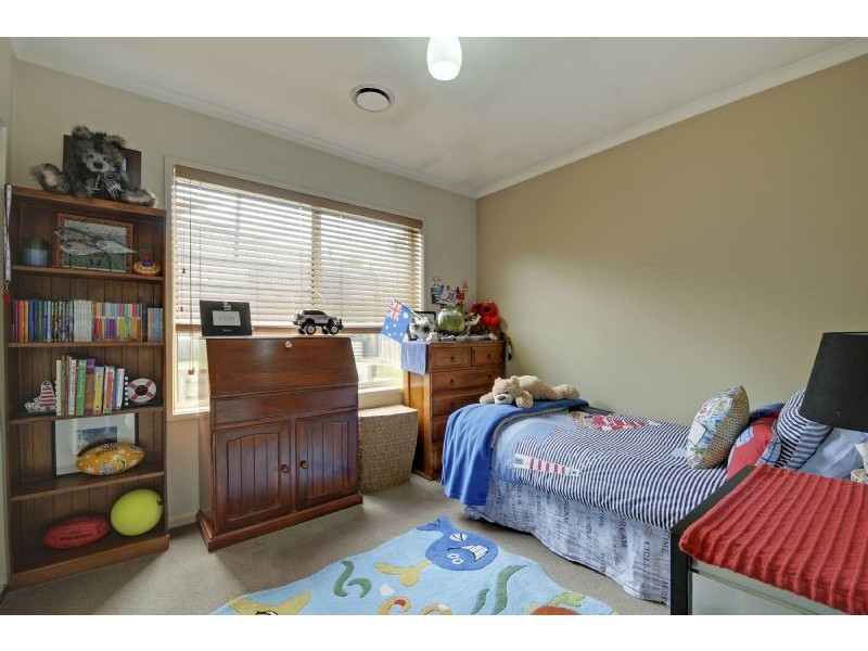 11 Leinster Avenue, Traralgon VIC 3844