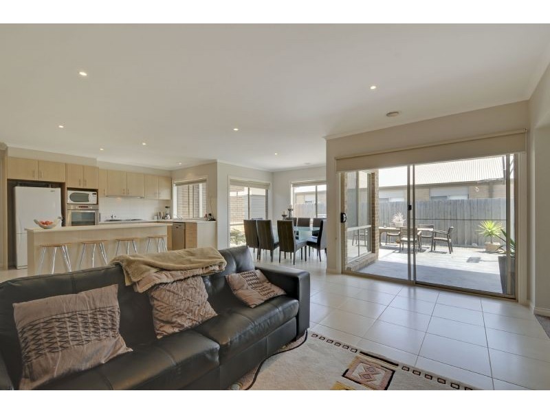4 Palmgate Terrace, Traralgon VIC 3844