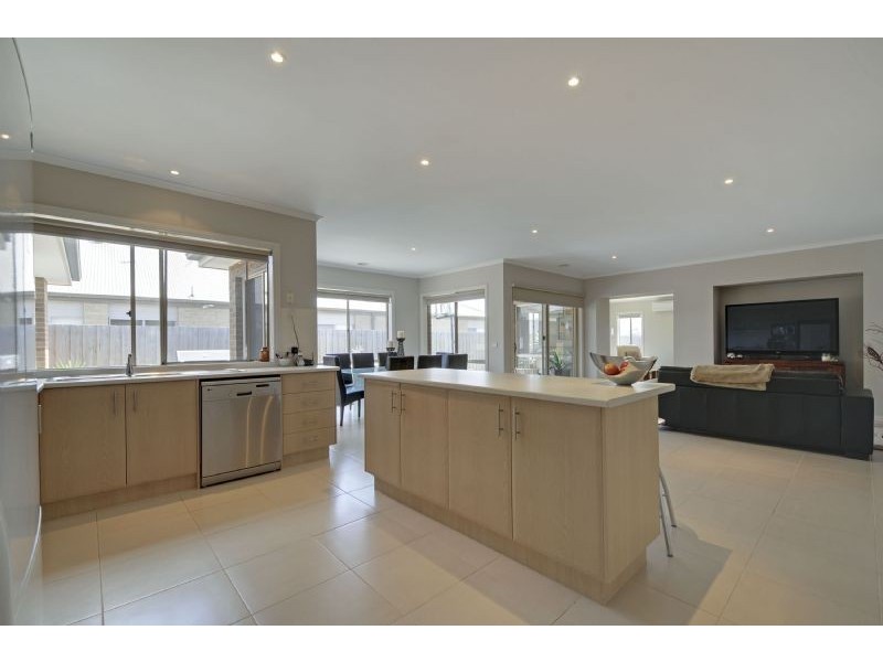 4 Palmgate Terrace, Traralgon VIC 3844