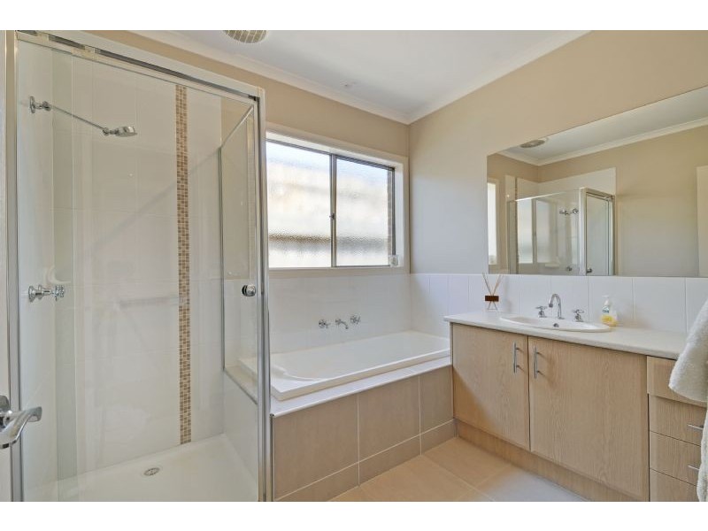4 Palmgate Terrace, Traralgon VIC 3844
