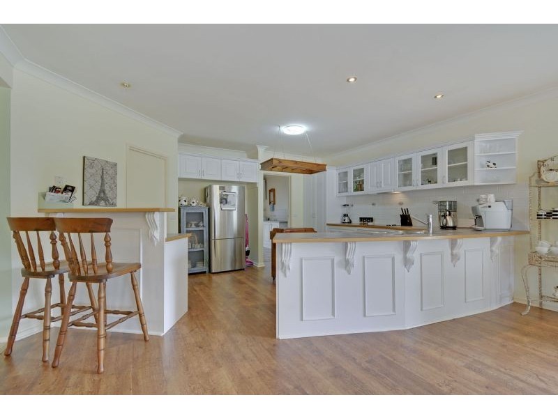 94 Main Road, Tyers VIC 3844