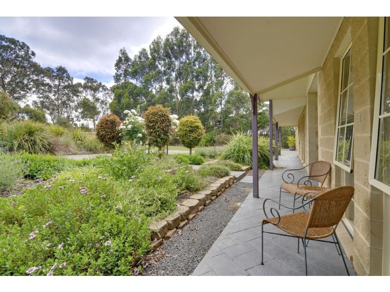 94 Main Road, Tyers VIC 3844