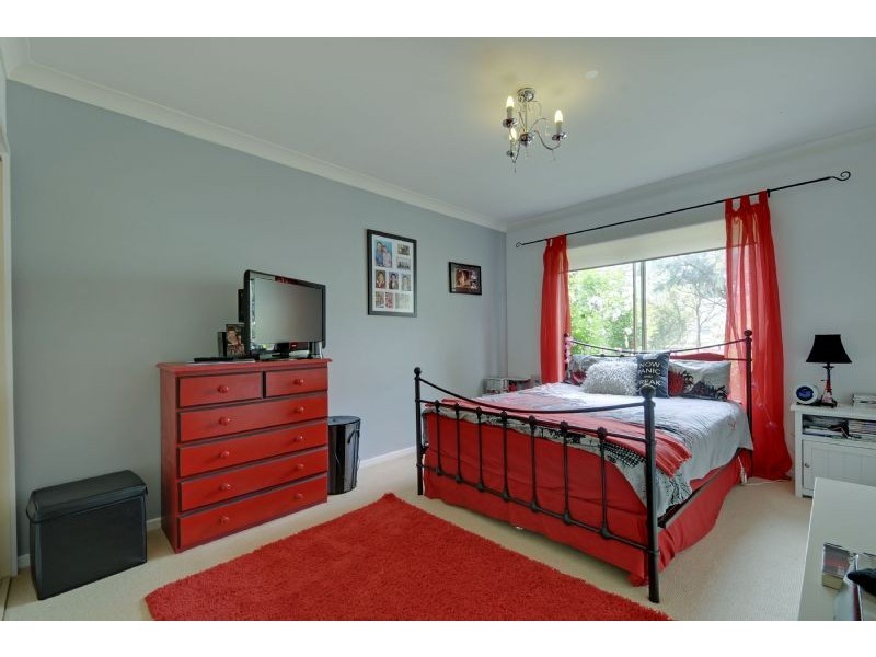 94 Main Road, Tyers VIC 3844