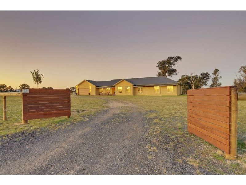 44 Molphy Court, Heyfield VIC 3858