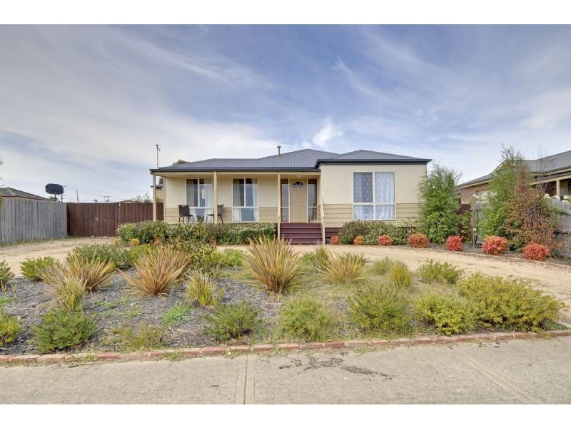 22 Duxbury Drive, Traralgon VIC 3844