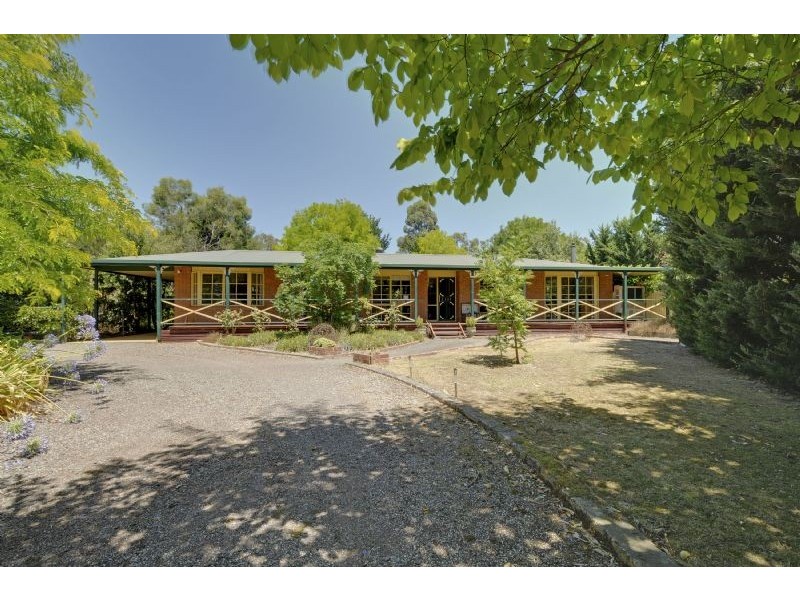 9-17 Hower Street, Toongabbie VIC 3856