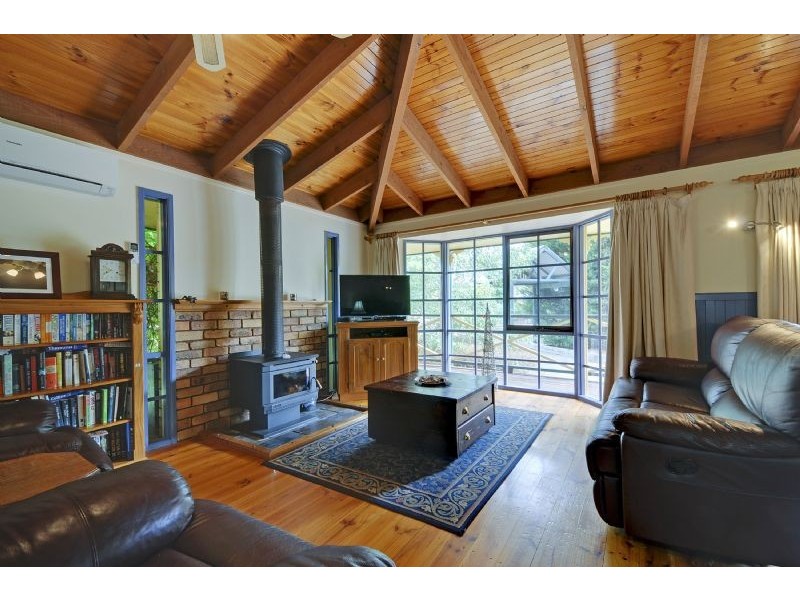 9-17 Hower Street, Toongabbie VIC 3856