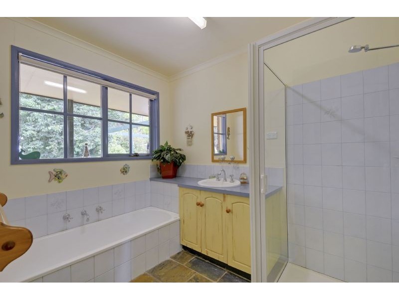 9-17 Hower Street, Toongabbie VIC 3856