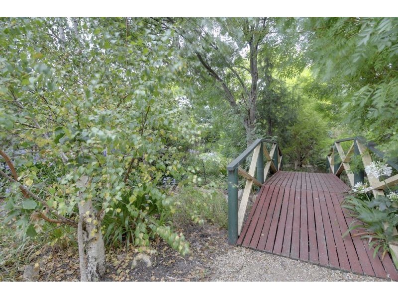 9-17 Hower Street, Toongabbie VIC 3856