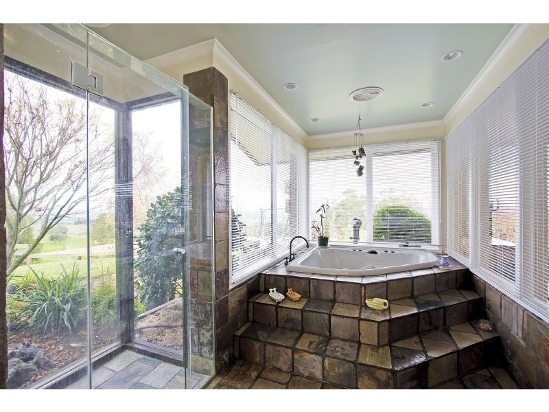 20 Gilmours Road, Tyers VIC 3844