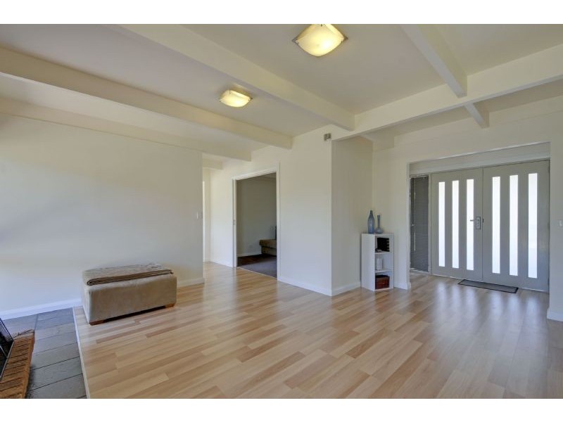 30 Cranwell Crescent, Hazelwood North VIC 3840