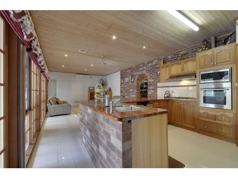 16 Nugong Place, Traralgon VIC 3844