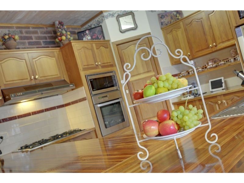 16 Nugong Place, Traralgon VIC 3844