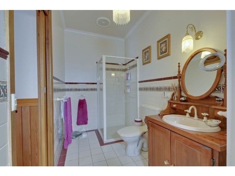 16 Nugong Place, Traralgon VIC 3844