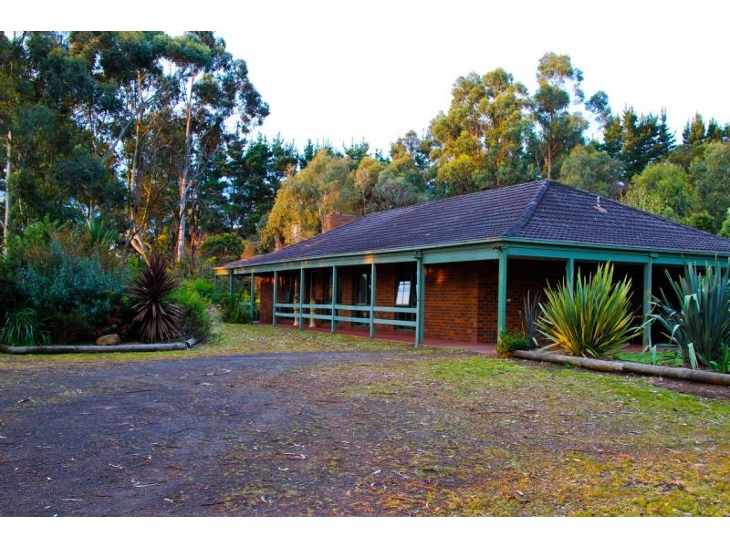 90 Holts Road, Hazelwood South VIC 3840