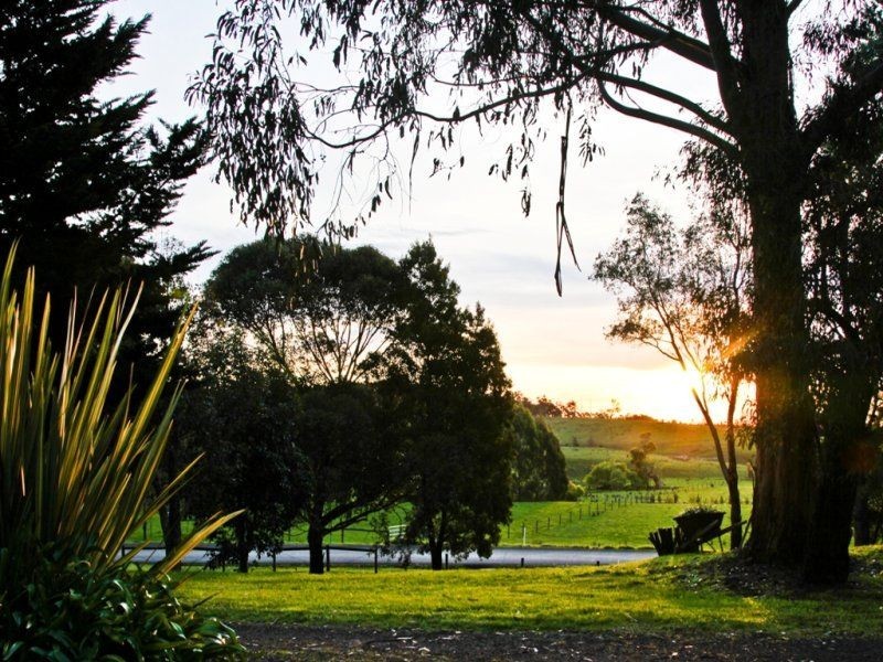 90 Holts Road, Hazelwood South VIC 3840