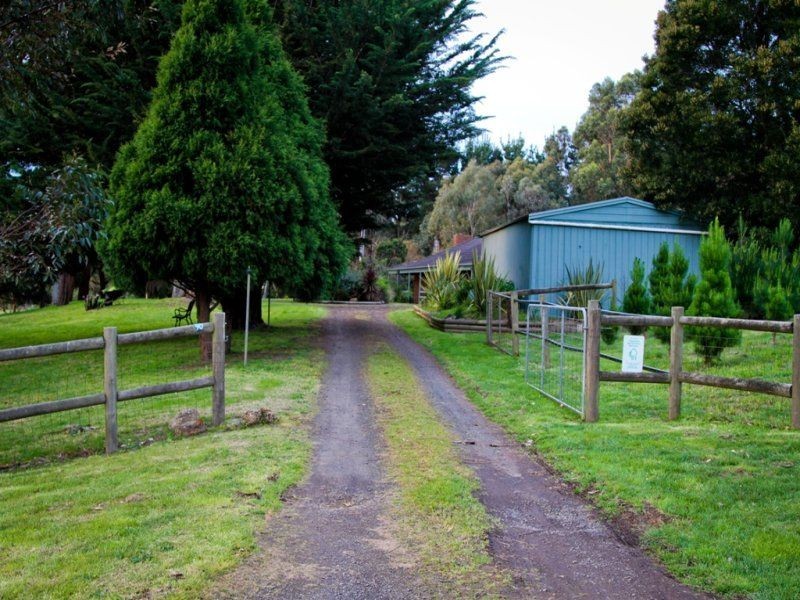 90 Holts Road, Hazelwood South VIC 3840