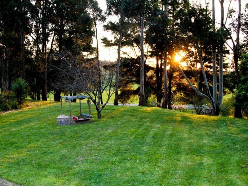 90 Holts Road, Hazelwood South VIC 3840