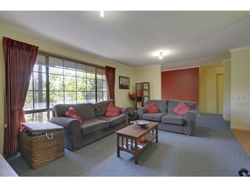 9 Mayfair Court, Traralgon VIC 3844