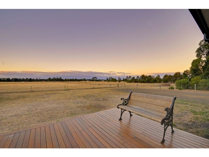 99 Shaws Lane, Rosedale VIC 3847