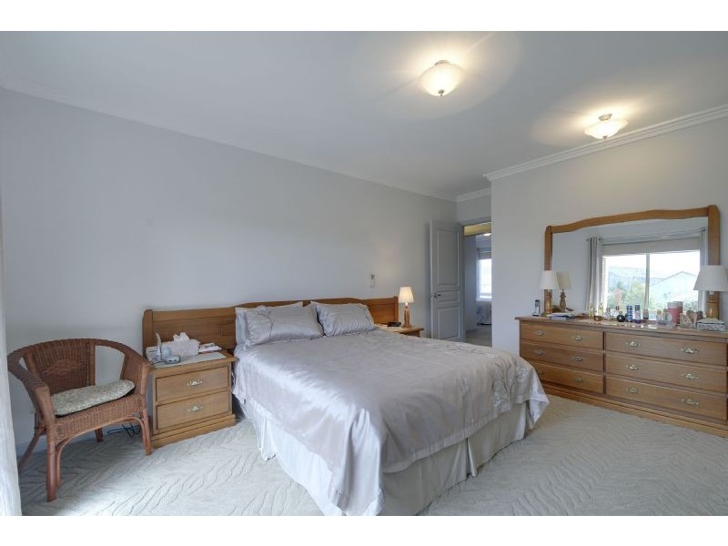15 Kangaroo Grass Rise, Traralgon VIC 3844