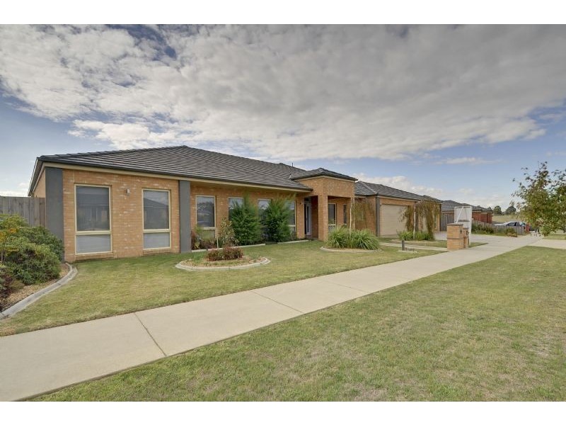 15 Kangaroo Grass Rise, Traralgon VIC 3844