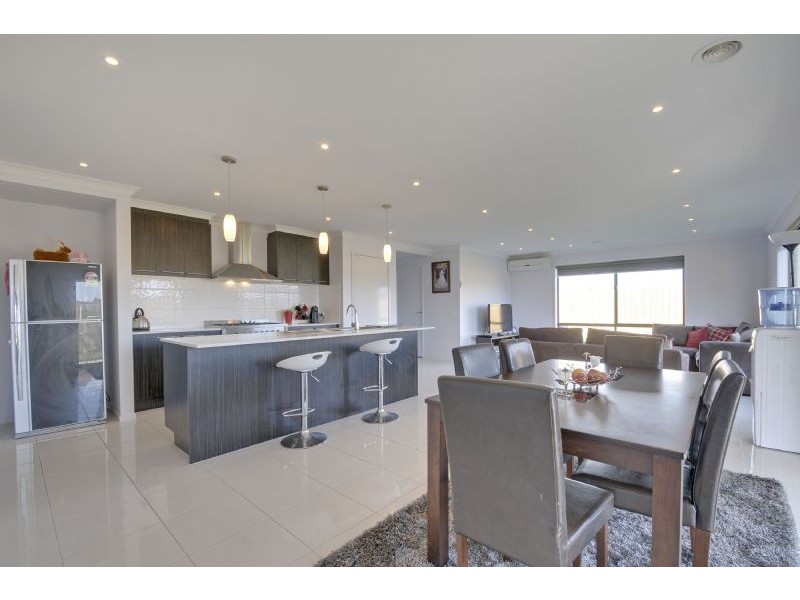 11 Rostrevor Close, Traralgon VIC 3844