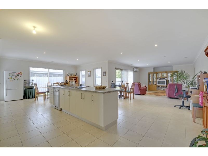 4 Greythorn Road, Traralgon VIC 3844