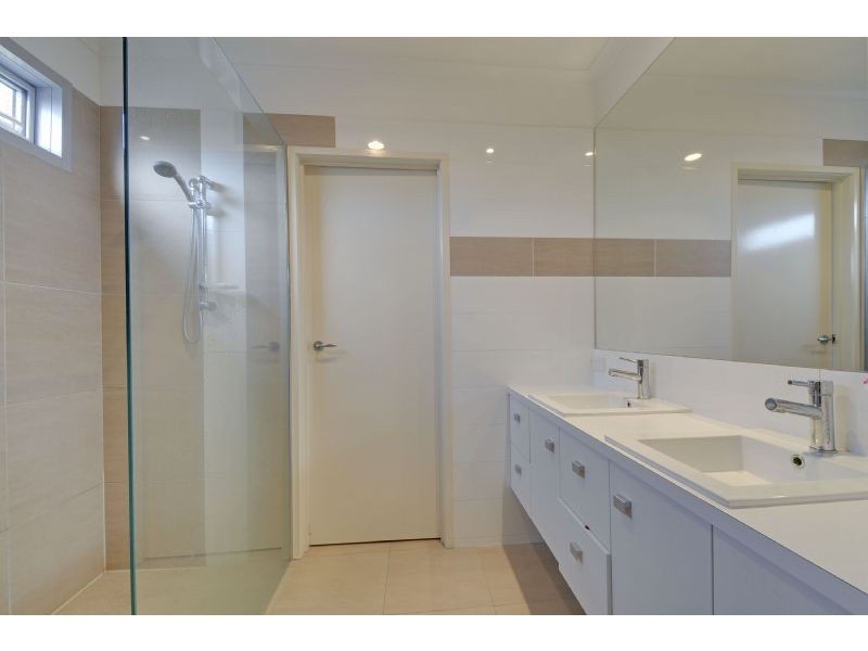 5 Saville Court, Traralgon VIC 3844