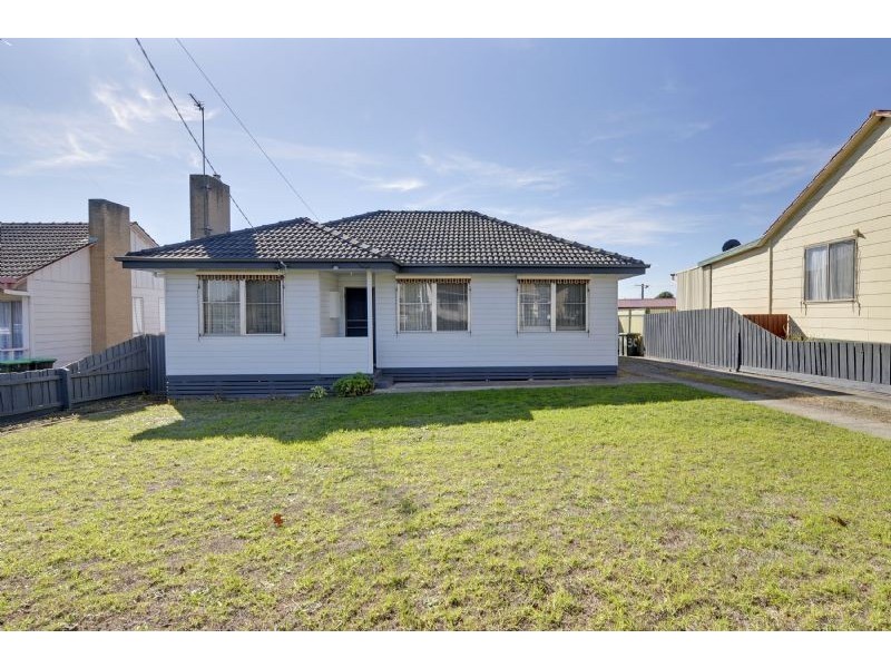 30 ALLEN CRESCENT, Traralgon VIC 3844