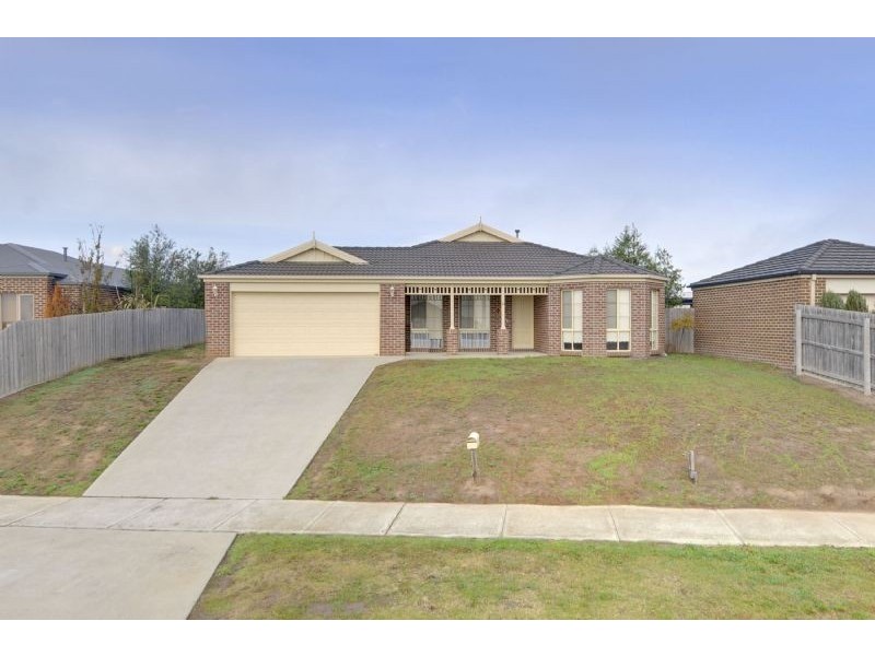 15 Wellington Drive, Traralgon VIC 3844