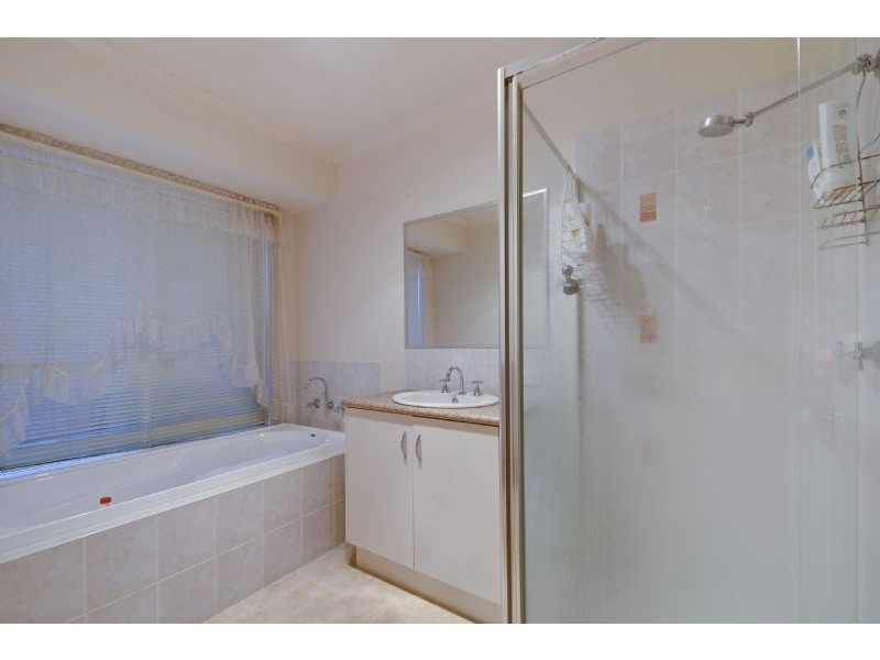 15 Wellington Drive, Traralgon VIC 3844