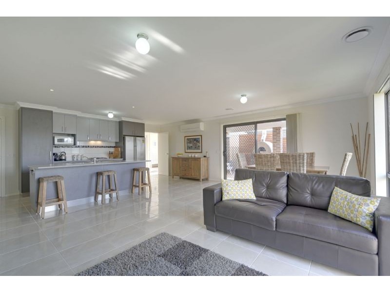 130 Ellavale Drive, Traralgon VIC 3844