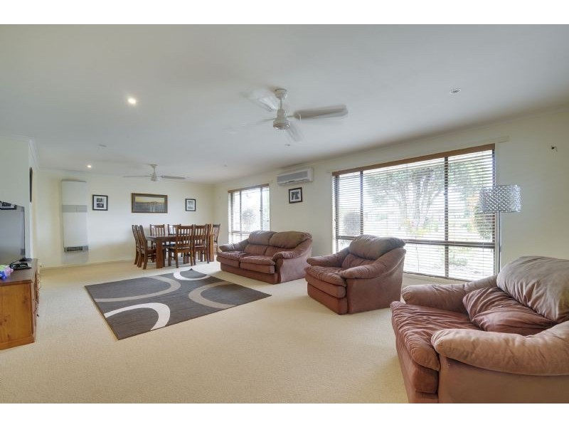 39 Wirilda Crescent, Traralgon VIC 3844
