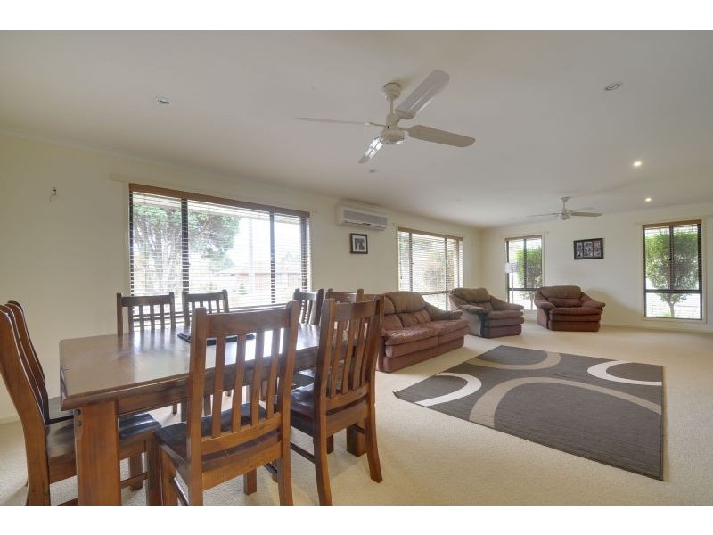 39 Wirilda Crescent, Traralgon VIC 3844