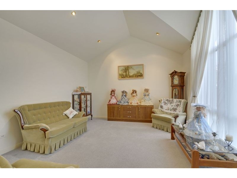 19 Bushfield Court, Traralgon VIC 3844