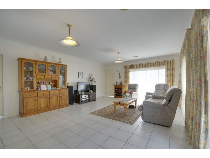 19 Bushfield Court, Traralgon VIC 3844