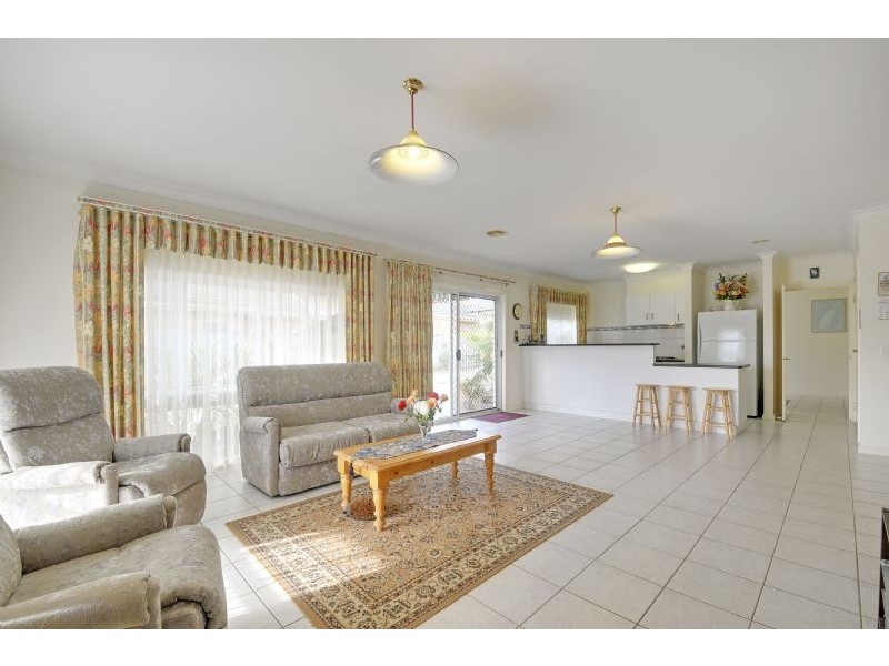 19 Bushfield Court, Traralgon VIC 3844