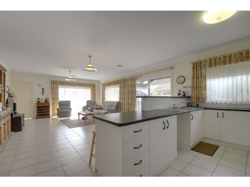 19 Bushfield Court, Traralgon VIC 3844