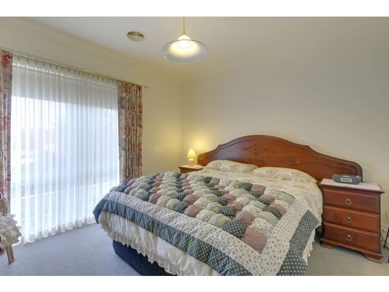 19 Bushfield Court, Traralgon VIC 3844