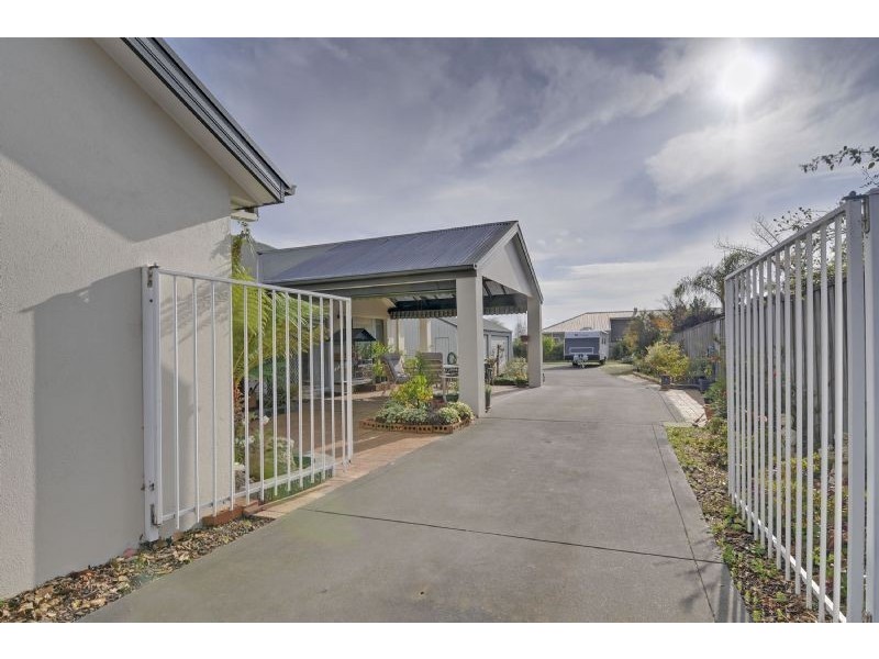 19 Bushfield Court, Traralgon VIC 3844