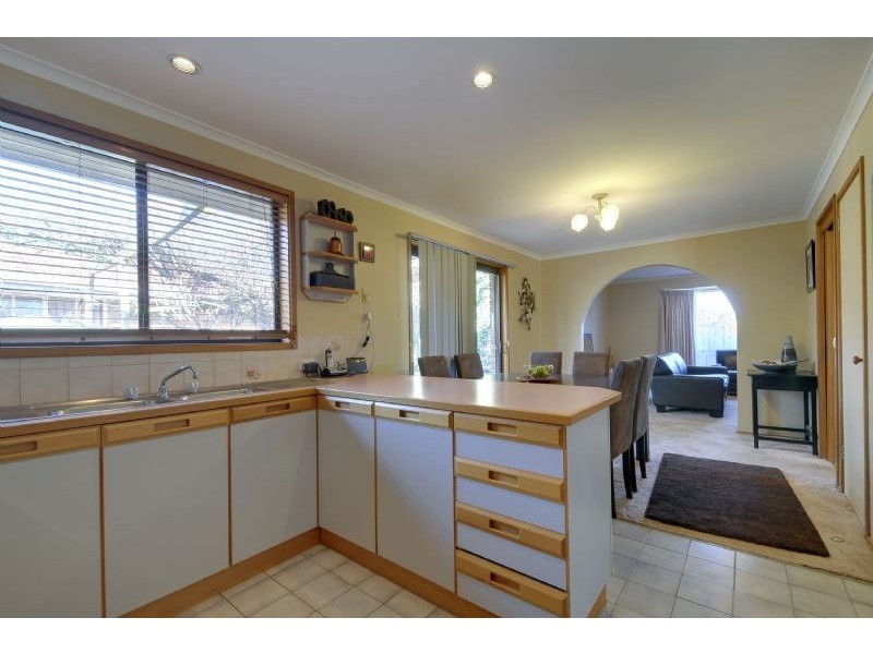 8 Hillcrest Court, Traralgon VIC 3844