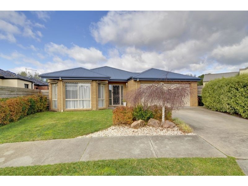 10 Barton Place, Traralgon VIC 3844