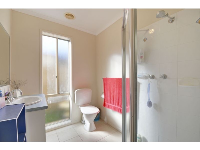 10 Barton Place, Traralgon VIC 3844